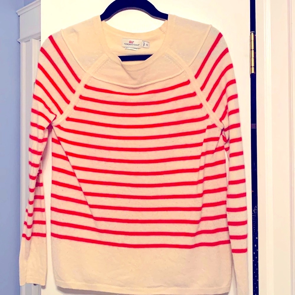 Vineyard Vines wool & cashmere sweater, size XS, perfect for beach/lake vacation